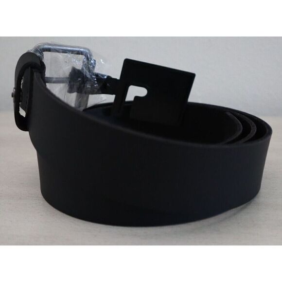 True Religion TR302059 Mens Sz 38 Black Terry Rivet Leather Belt w/Roller Buckle - Picture 2 of 9